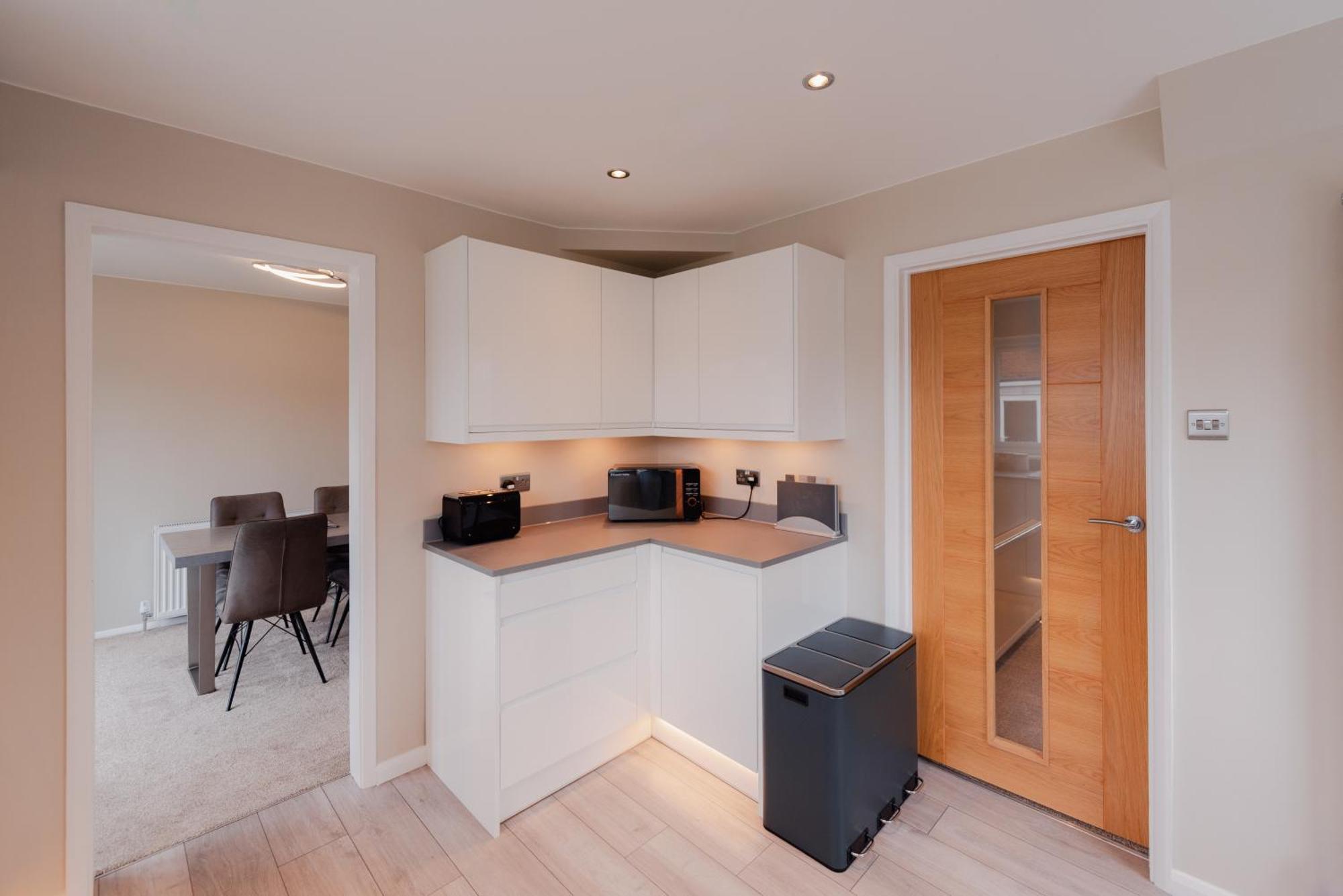 Luxury Recently Renovated 3 Bedroom Home In Sandwich Kent Екстер'єр фото