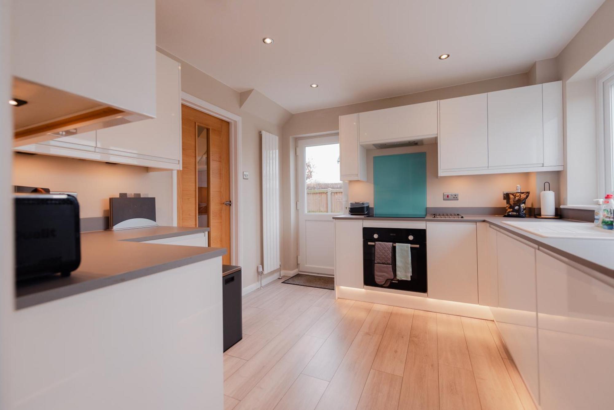 Luxury Recently Renovated 3 Bedroom Home In Sandwich Kent Екстер'єр фото